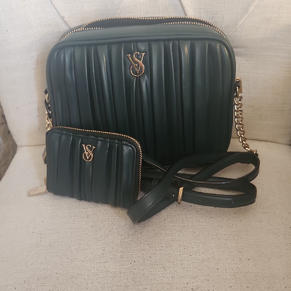 Victorias Secret Wallet And Purse Set